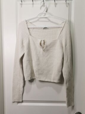 American Eagle Cream Open-Knit Sweater‎ Top with Tag Detail